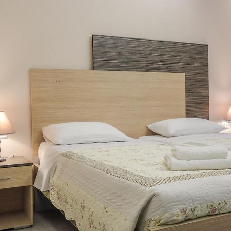 Delfini Beach Hotel & Suites Архангелос Экстерьер фото