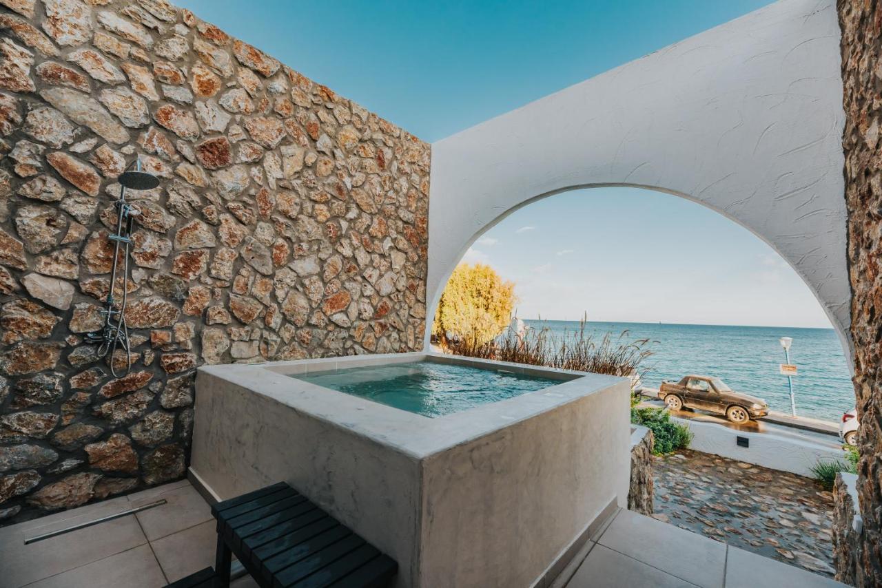 Delfini Beach Hotel & Suites Архангелос Экстерьер фото